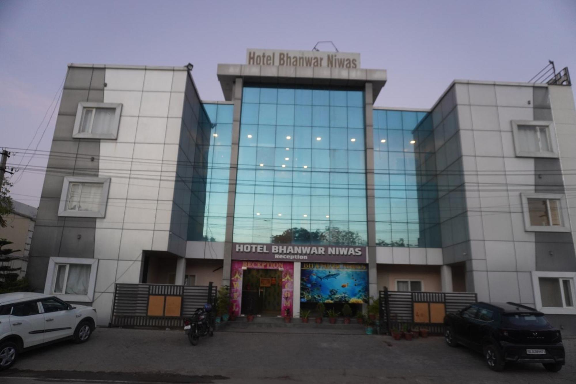 Hotel Bhanwar Niwas Džajpur Exteriér fotografie